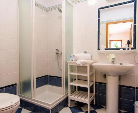 Čtyřhvězdičkový mini-hotel na nábřeží na Mali Lošinj 20 metrů od pláže - pic 20
