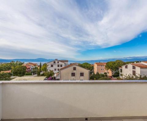 Villa mit Swimmingpool und Meerblick in Malinska auf Krk - foto 4