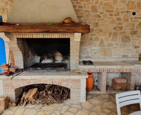 A stone beautiful villa with a swimming pool in Krsan, 5 km from the sea - pic 48
