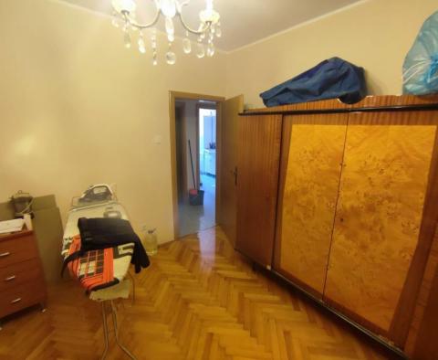 Spacious house of 673 m2 with sea view in Nova Veruda, Pula, just 200 meters from the sea - pic 15