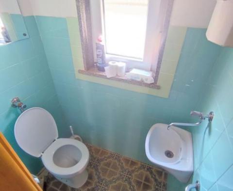 Spacious house of 673 m2 with sea view in Nova Veruda, Pula, just 200 meters from the sea - pic 21