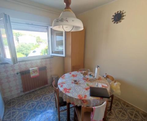 Spacious house of 673 m2 with sea view in Nova Veruda, Pula, just 200 meters from the sea - pic 26