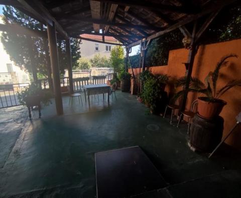 Spacious house of 673 m2 with sea view in Nova Veruda, Pula, just 200 meters from the sea - pic 40