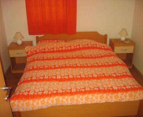 Apart-house with 6 apartments and a tavern in Liznjan - pic 11