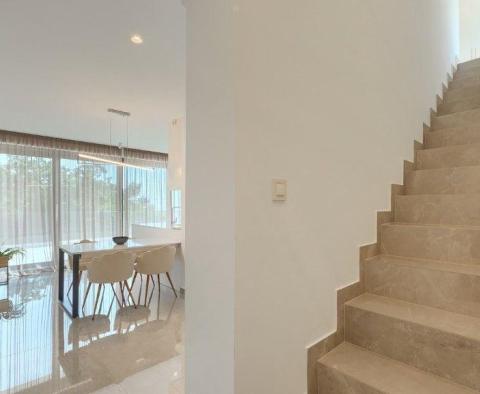 Beautiful ultra-modern villa in Porec area - pic 18