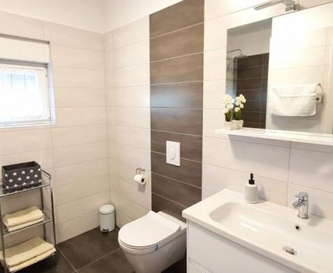 Villa mit modernem Konzept in Šišan, Region Liznjan - foto 24