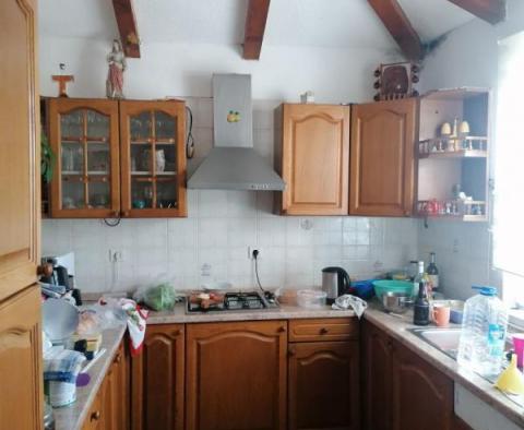 Dwa domy rodzinne oferowane w Sikici na przedmieściach Puli - pic 34