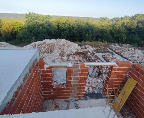 Vila ve výstavbě v oblasti Labin - pic 10