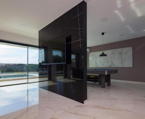 Extraordinary villa for sale in Premantura, Medulin, stunning impression! - pic 16