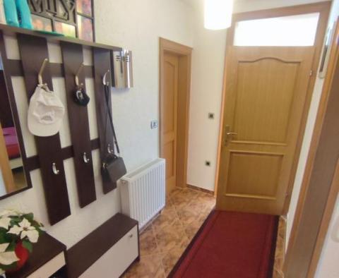 Turisztikai ingatlan 5 apartmannal Medulinban, tengerre néző kilátással - pic 10