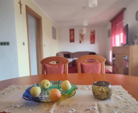 Turisztikai ingatlan 5 apartmannal Medulinban, tengerre néző kilátással - pic 18