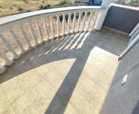 Turisztikai ingatlan 5 apartmannal Medulinban, tengerre néző kilátással - pic 60