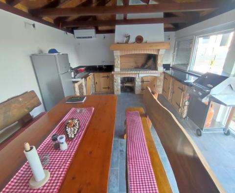 Turisztikai ingatlan 5 apartmannal Medulinban, tengerre néző kilátással - pic 73