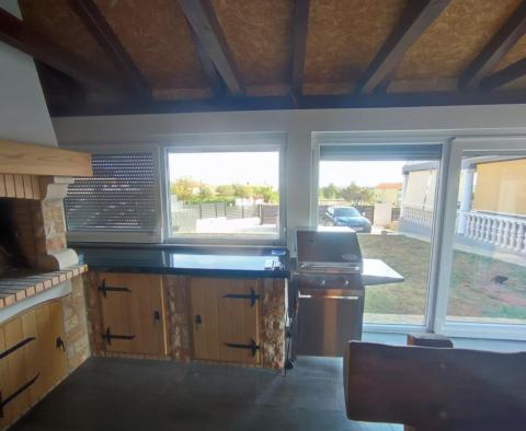 Turisztikai ingatlan 5 apartmannal Medulinban, tengerre néző kilátással - pic 74