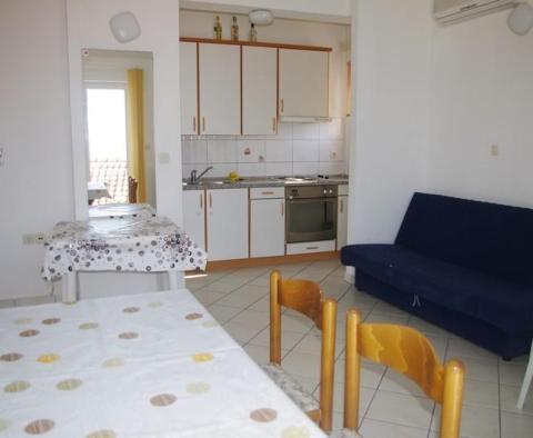 Önálló, 4 lakásos apartmanház Baska Vodában, a strandtól néhány méterre - pic 12
