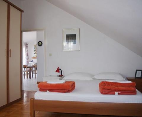 Önálló, 4 lakásos apartmanház Baska Vodában, a strandtól néhány méterre - pic 14