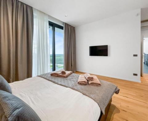 Hedonist-style modern villa in Kastelir-Labinci with distant sea views - pic 16