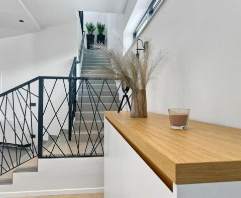 Hedonist-style modern villa in Kastelir-Labinci with distant sea views - pic 27
