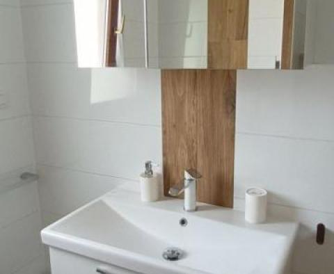 Vila s bazénem na prodej v Žbandaj, Poreč - pic 33