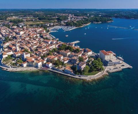 Heißer Verkauf einer Luxusvilla in Porec, nur 400 Meter vom Strand entfernt - foto 44