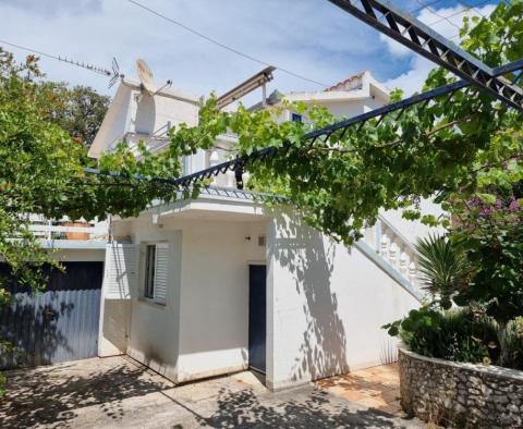 Haus in Razanj, nur 40 Meter vom Meer entfernt - foto 9