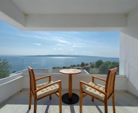 Unique new modern villa in Baska Voda, with indoor and outdoor swimming pools, just 150 meters from the beachline! - pic 26