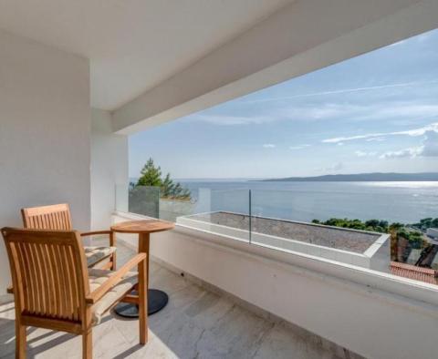 Unique new modern villa in Baska Voda, with indoor and outdoor swimming pools, just 150 meters from the beachline! - pic 29