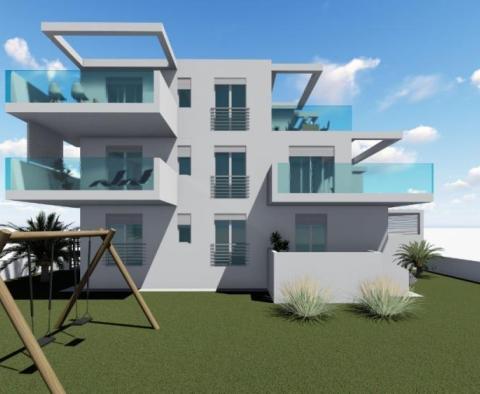 Projet d&#39;investissement - terrain avec permis de construire valide et sous-sol fini à seulement 80 mètres de la mer - pic 29
