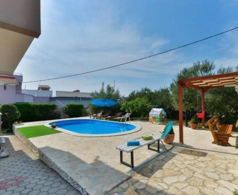 Schöne Villa mit Swimmingpool in der Gegend von Zadar - foto 6