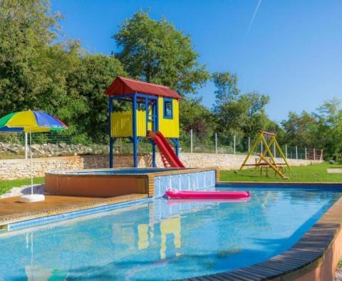 Комплекс мобильных домов с бассейнами в Тинджане, на 8.000м2 - фото 16