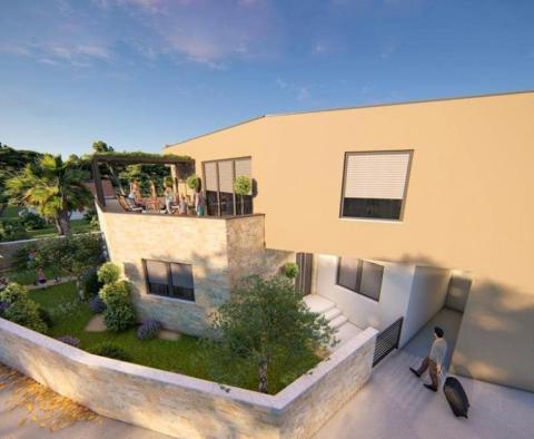 Contemporary villa with a swimming pool in Sisan, 1 km from the sea - pic 3