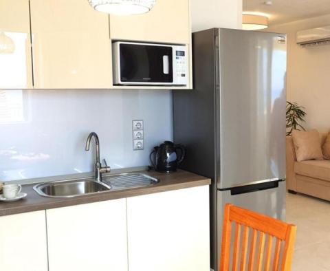 Nagyszerű turisztikai ingatlan Ciovo-n, mindössze 200 méterre a tengertől, 5 apartman - pic 33