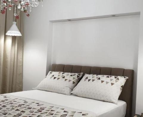 Nagyszerű turisztikai ingatlan Ciovo-n, mindössze 200 méterre a tengertől, 5 apartman - pic 36