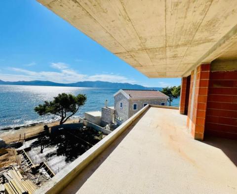 Dernier appartement dans une magnifique résidence neuve en bord de mer à Sucuraj - penthouse à vendre ! - pic 13