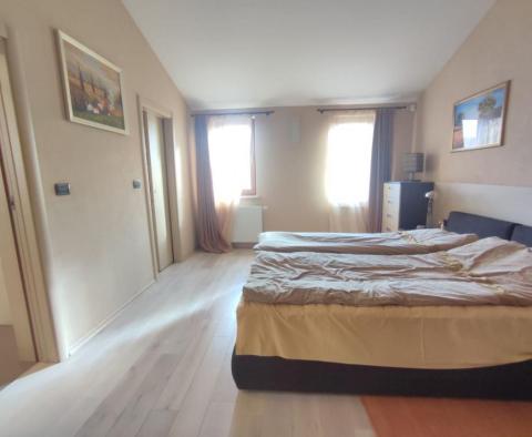 Nice stone house 225m2, Vodnjan - pic 39
