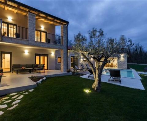 Luxury stone villa in Poreč with distant Adriatic sea views - pic 50