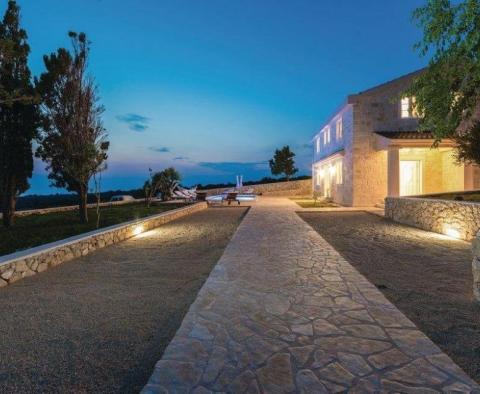 Lenyűgöző kő villa Zadar területén, mindössze 80 méterre a tengertől! - pic 15