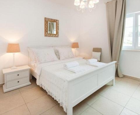 Lenyűgöző kő villa Zadar területén, mindössze 80 méterre a tengertől! - pic 38