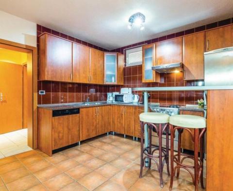 Villa mit Pool und wunderschönem Panoramablick auf das Meer, Opatija - foto 11