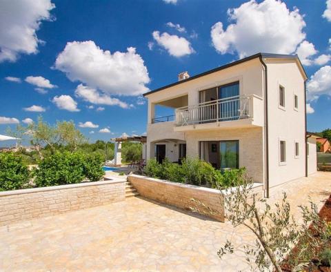 A villa of amazing area with a panoramic view in VIŠNJAN, POREC - pic 5
