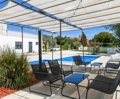 Appartement rénové avec piscine à MARČANA à seulement 2 km des plages ! - pic 3