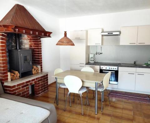 Appartement rénové avec piscine à MARČANA à seulement 2 km des plages ! - pic 18