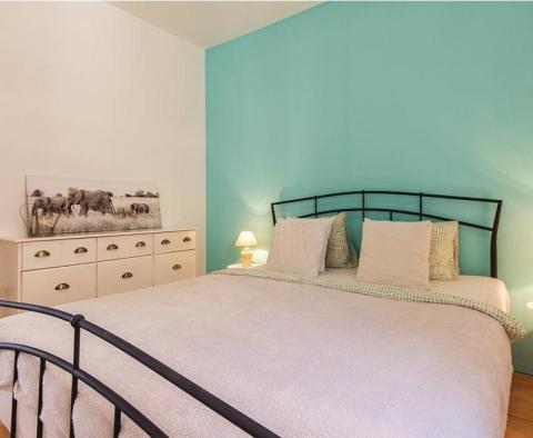 Dům se třemi apartmány a nádherným bazénem ve Valtuře, Ližnjan, jen 1 km od moře - pic 27