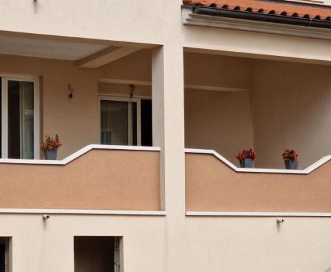Nagy ház irodával és kerttel a Rovinj melletti Kanfanarban - pic 7