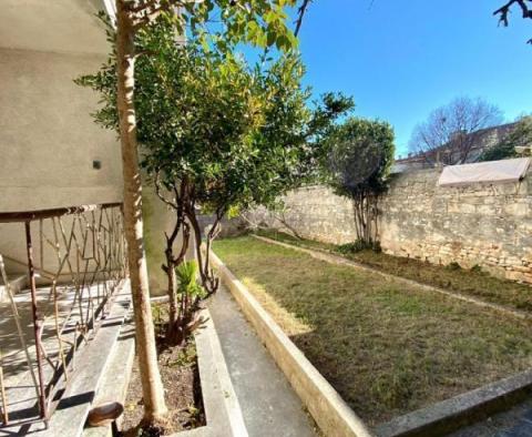 House in the centre of Pula, perfect to live in Croatia 365 days a year - pic 8