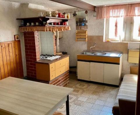 House in the centre of Pula, perfect to live in Croatia 365 days a year - pic 10