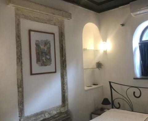 Maison en plein centre de Pula sur 5 étages ! - pic 13
