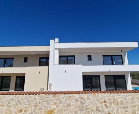 Semi-detached new villas with swimming pool in Sibenik area - pic 8