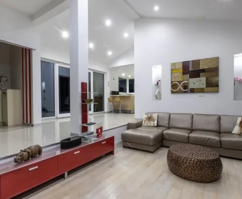 Modern apart-villa with 4 apartments just 50 meters from the sea - pic 18
