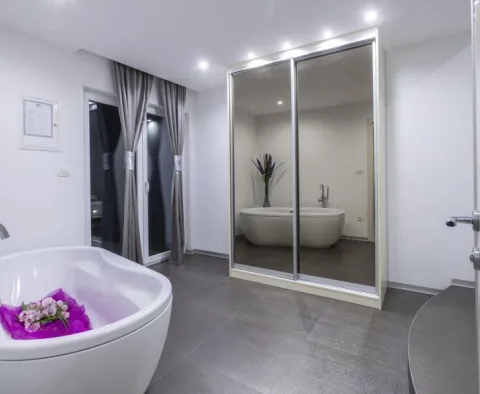 Modern apart-villa with 4 apartments just 50 meters from the sea - pic 36
